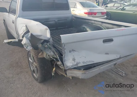 1999 Toyota Tacoma z USA, uszkodzony, nr VIN 4TANL42N0XZ416497